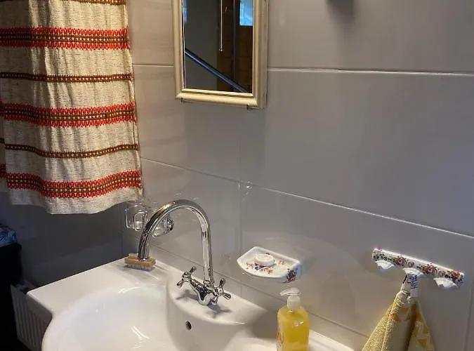 Berghuette Waldheimat * راتتن